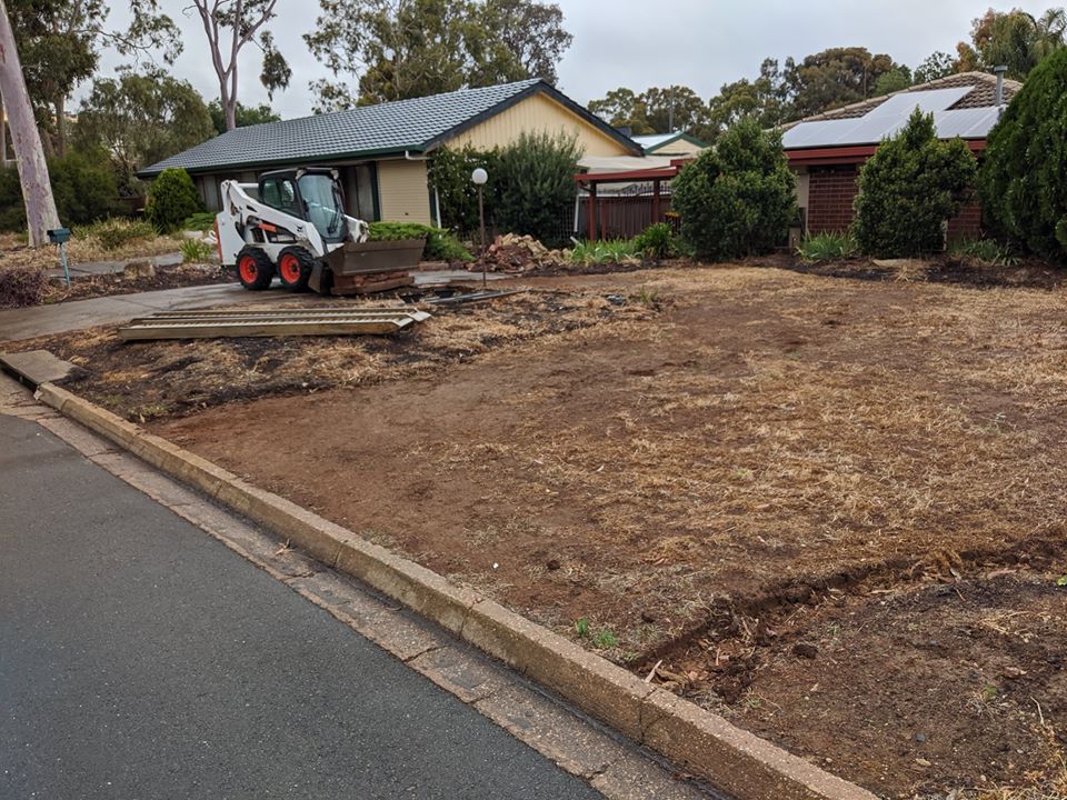 Front yard renovation and landscaping at Hillbank