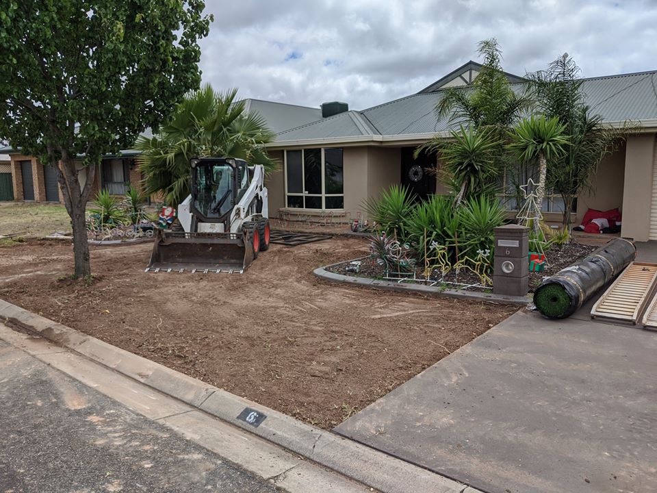 Preparing for flash new lawn at Walkley Heights